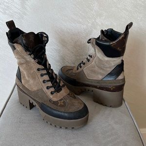 LOUIS VUITTON LAUREATE PLATFORM DESERT BOOT